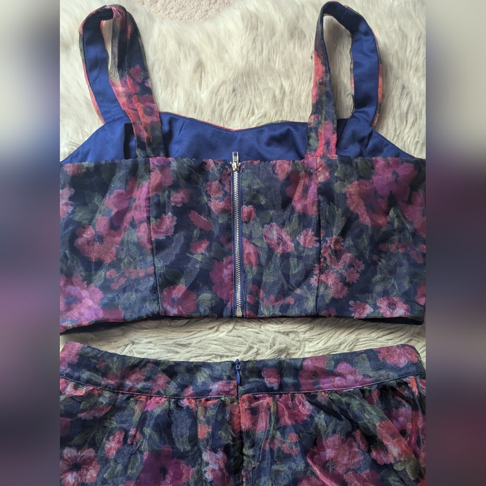 EUC Lulus Exceptional Event Navy Blue Floral Print Two Piece Maxi Dress - Picture 11 of 11